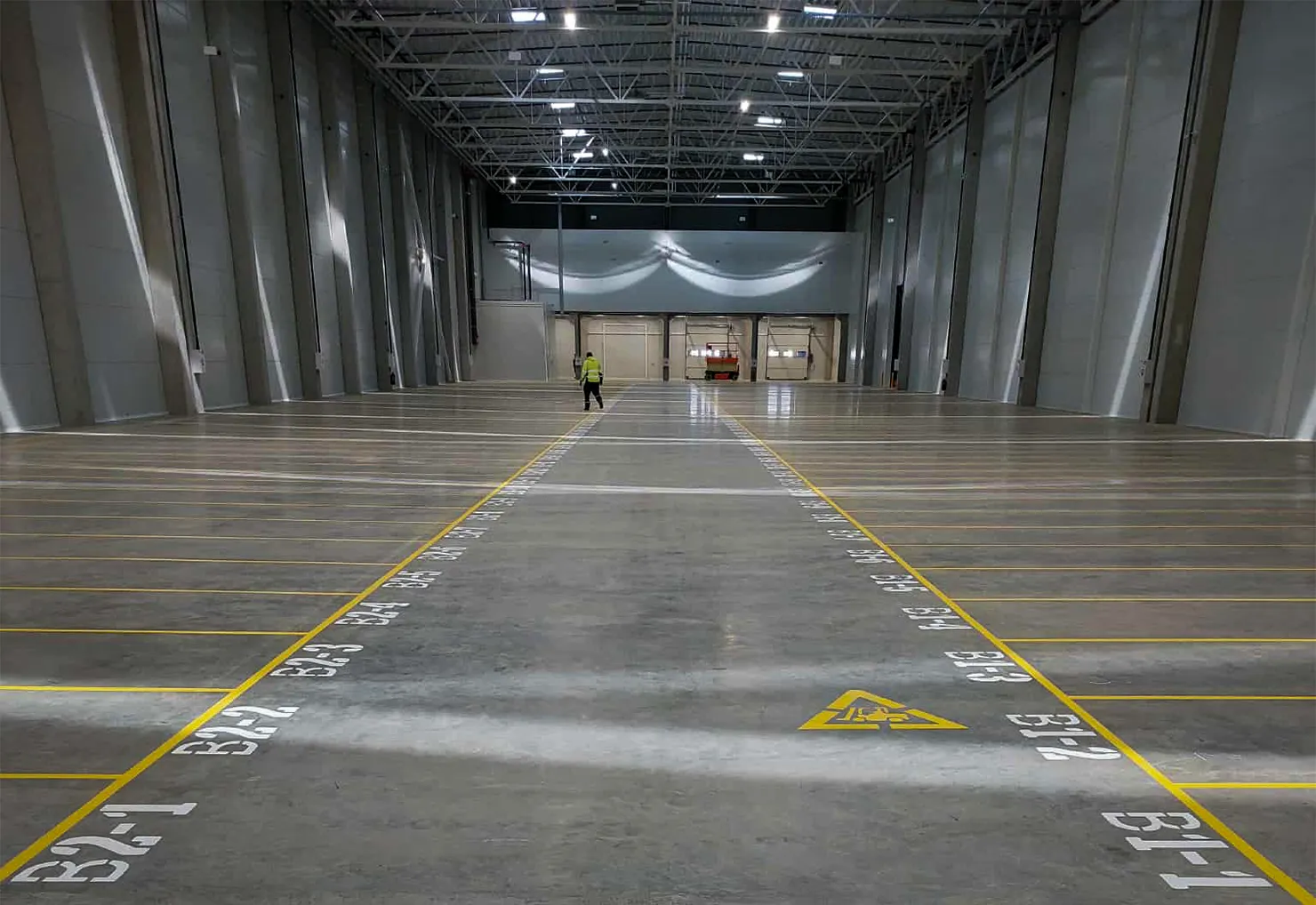 12 000 kv. m logistikos sandėlio ženklinimo ir logistikos navigacijos sprendimų įgyvendinimas, Kauno LEZ