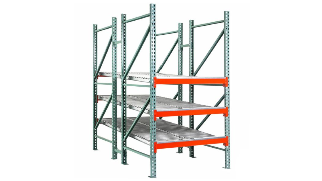 GRAVITACINIAI STELAŽAI